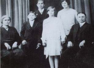 Peter Vanko family photo